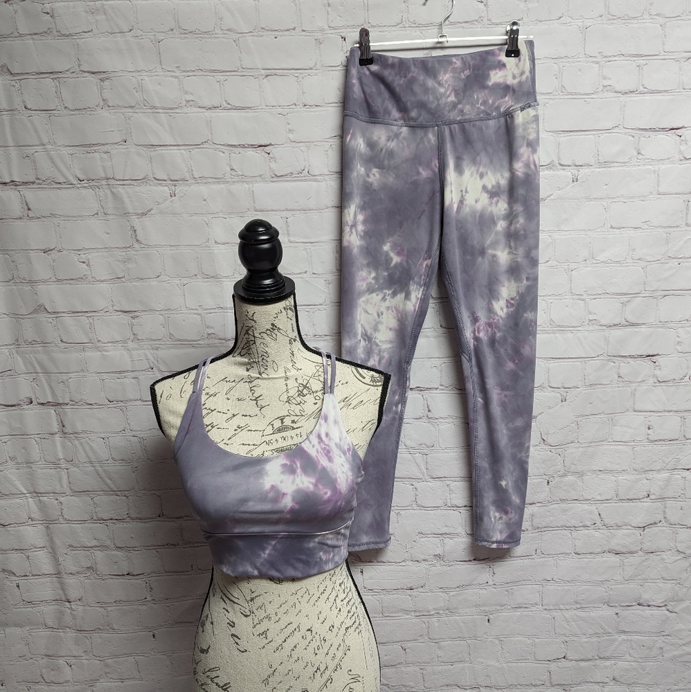 Salty and Sweet boutique athletic set. High rise.tie dye. Med. 931